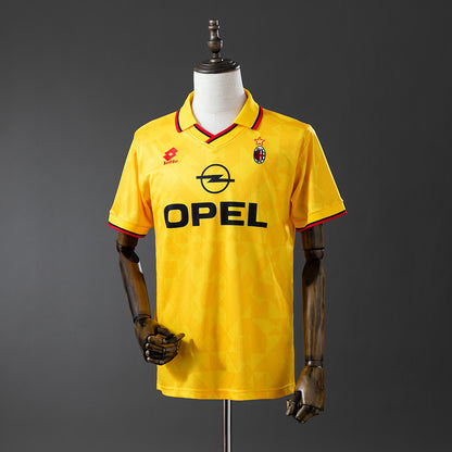 Retro 95-96AC Milan away detail