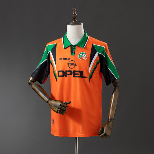 Retro Ireland 1997 Orange detail