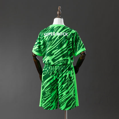 25-26 Sporting Lisbon Goalkeeper Green detail