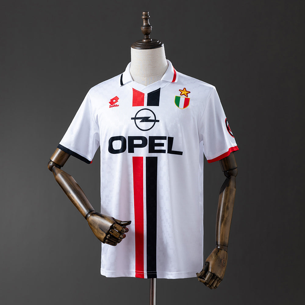 Retro 95-97 AC Milan away detail