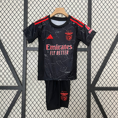 24-25 Kids Benfica away