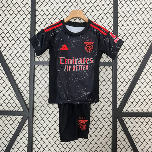 24-25 Kids Benfica away