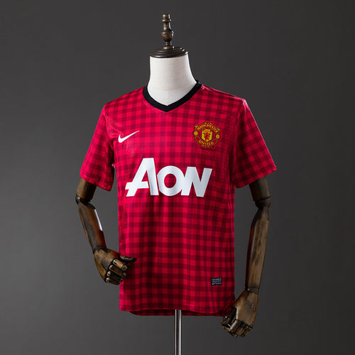 M-U 12-13 Home Retro Jersey detail