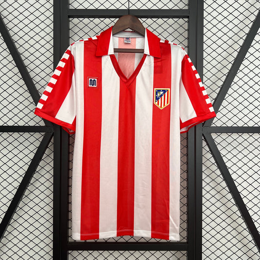 Retro Atletico Madrid 82-83 Home detail