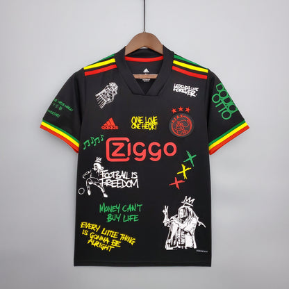 21-22 Ajax Game version Third away detail