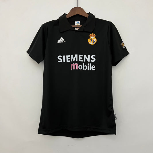 Retro Real Madrid 02-03 Away detail