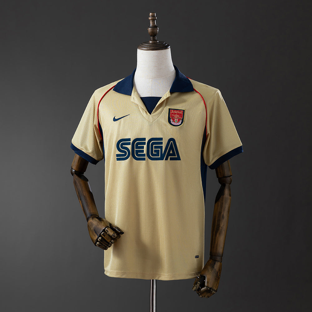 Arsenal 01-02 Away Retro Jersey detail