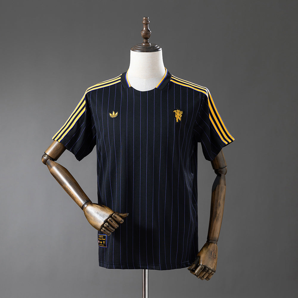 M-U 25-26 Cultural Shirt - Black Jersey detail