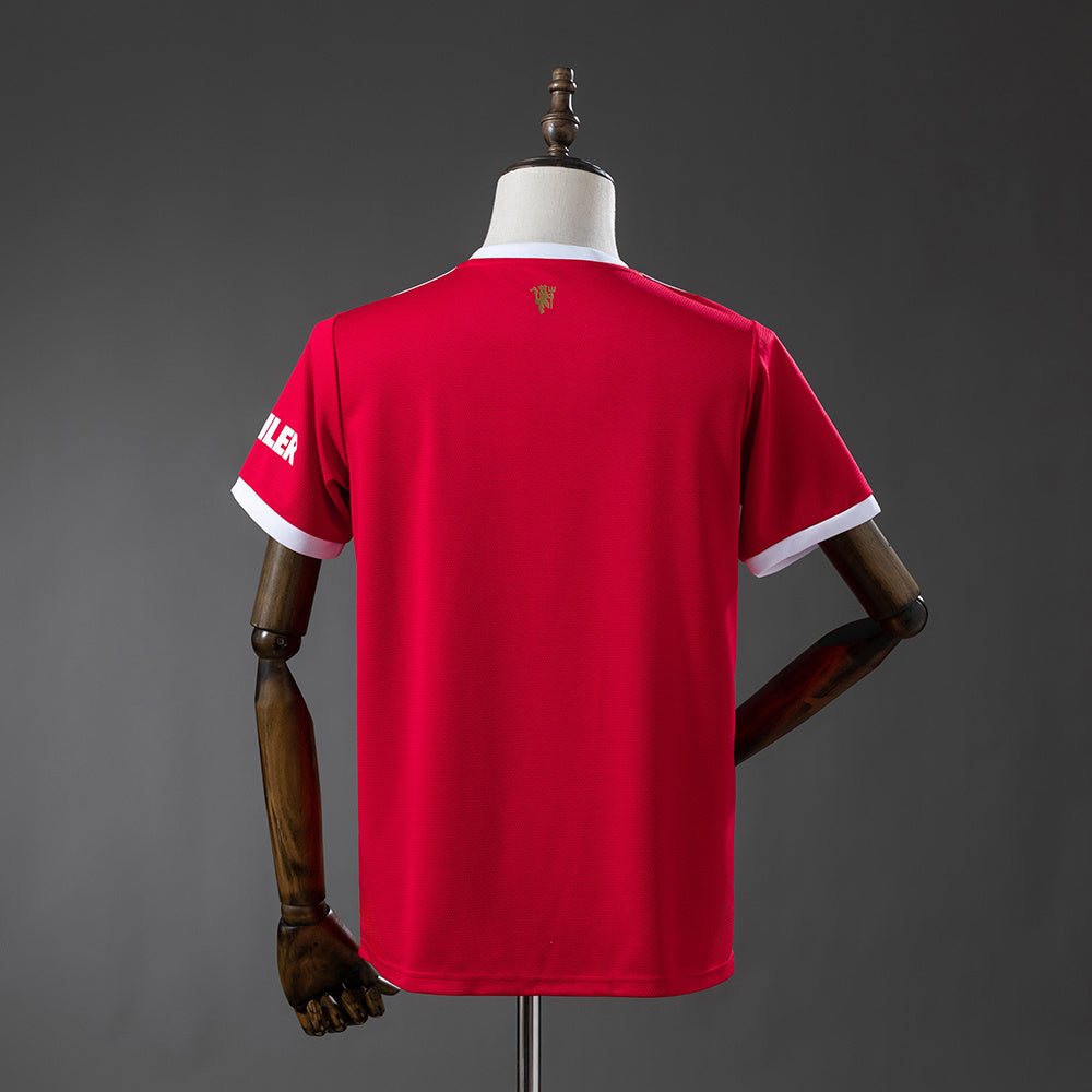 M-U 21-22 Home Retro Jersey detail