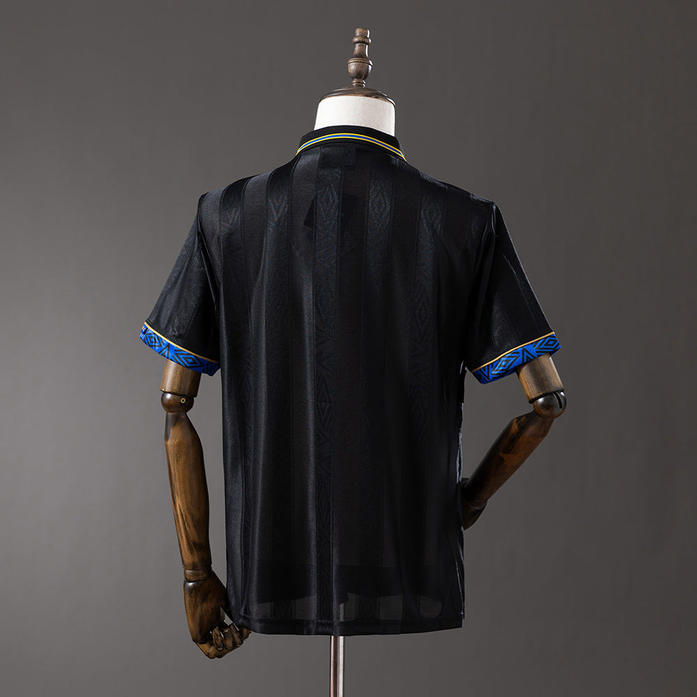 Retro 93-95 M-U away