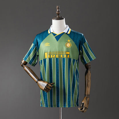 Retro 95-96 Inter Milan away detail
