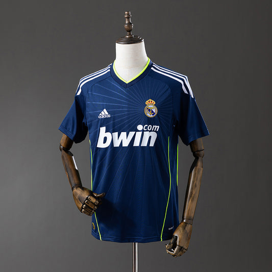 Real Madrid 10-11 Away Retro Jersey detail