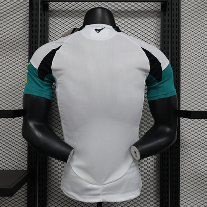 24-25 Player Newcastle United Third Away detail