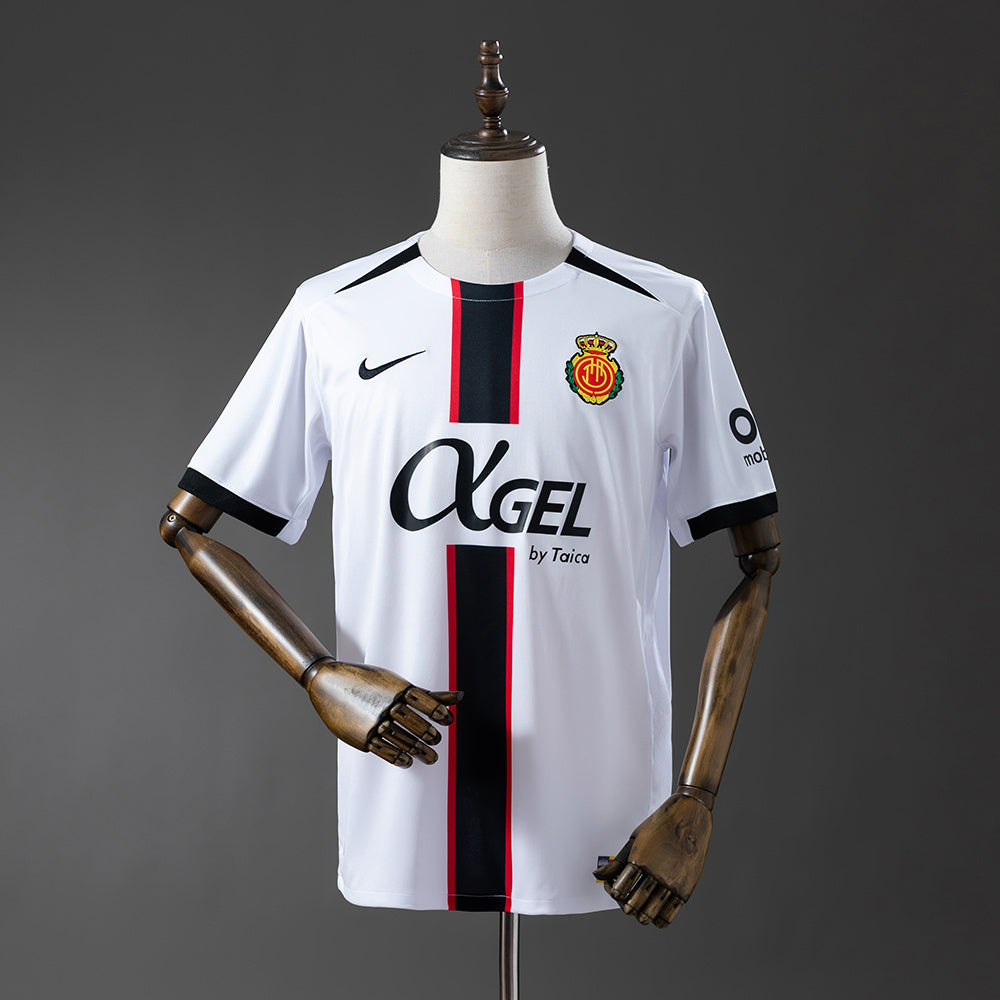 25-26 RCD Mallorca Away detail