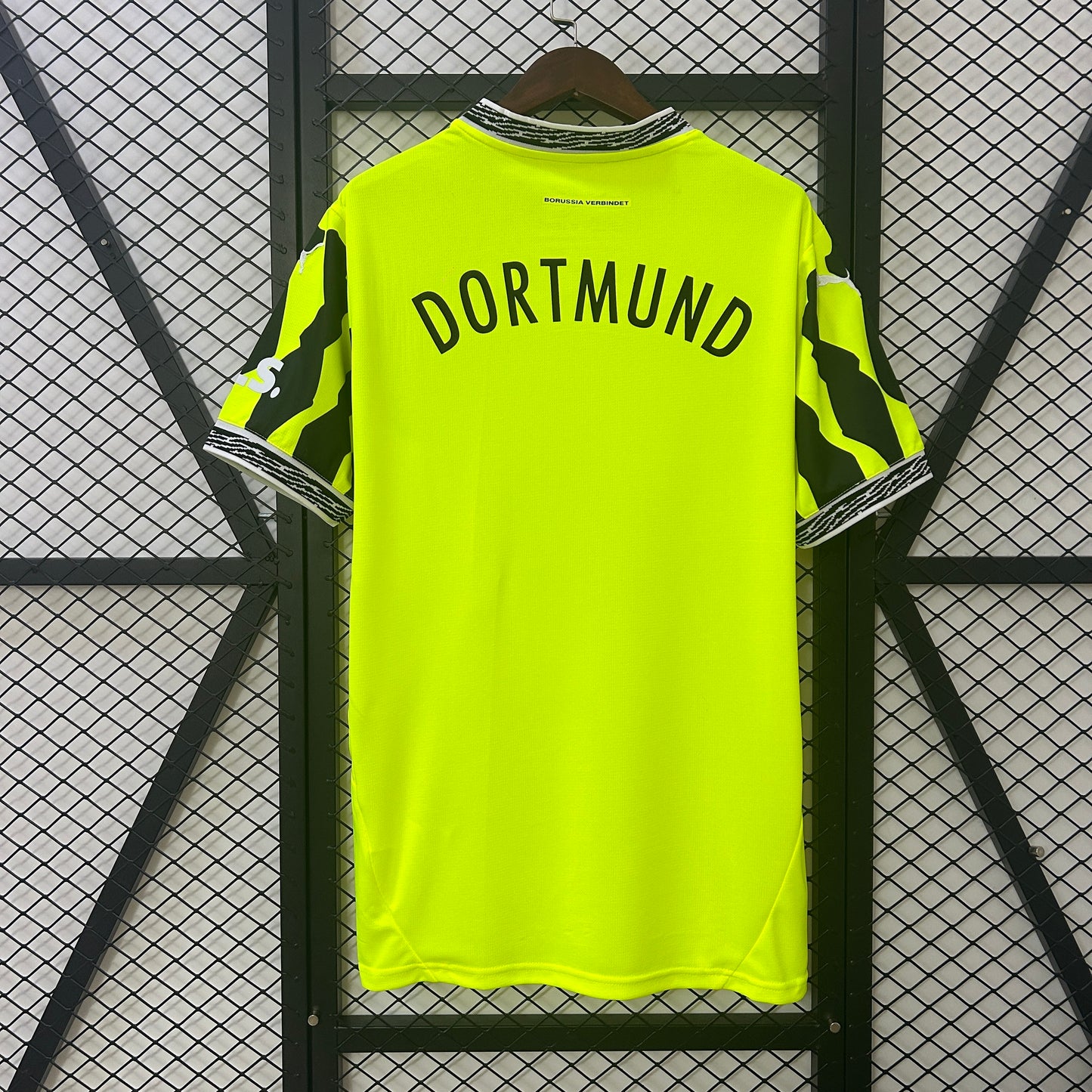 24-25 Dortmund Special Edition detail