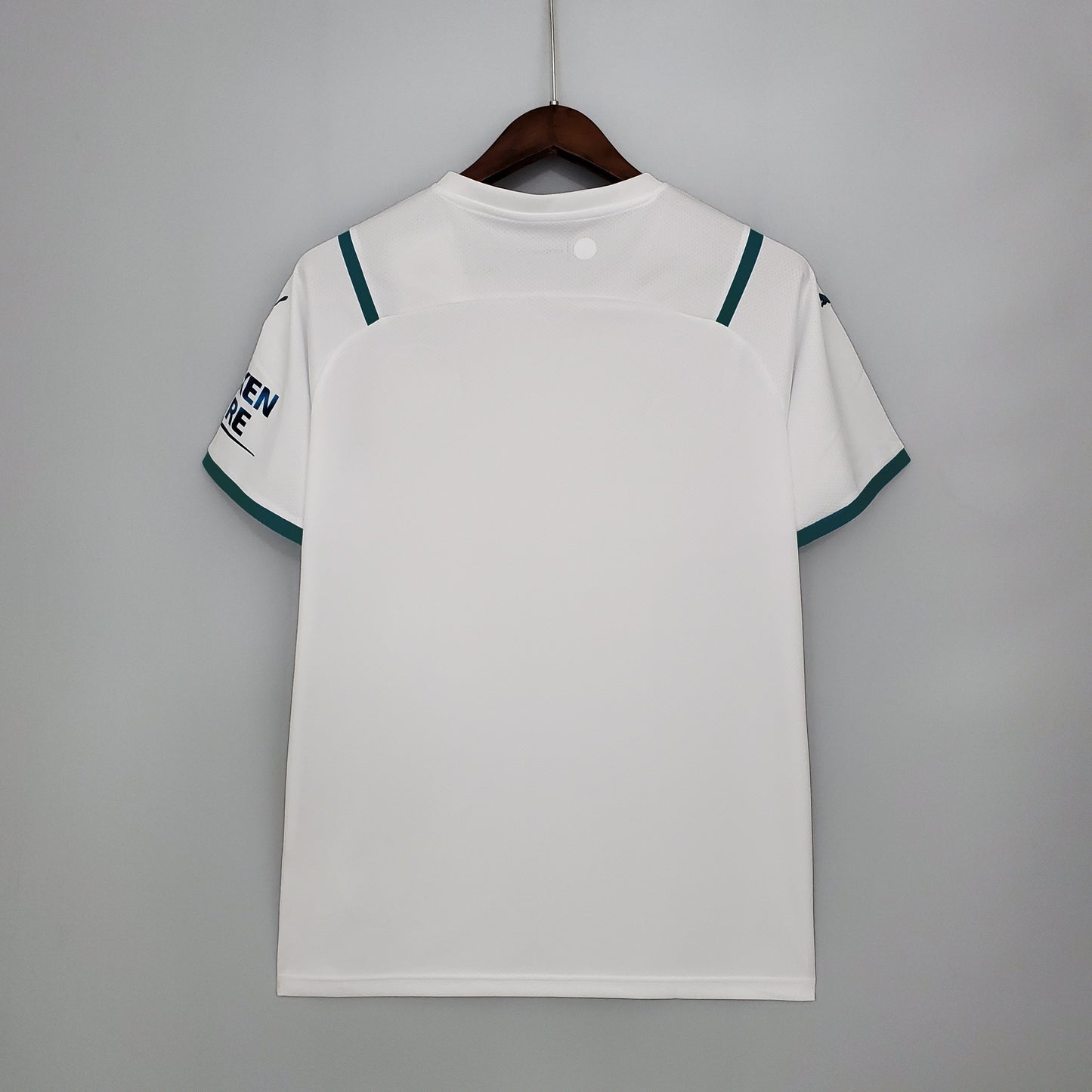 21-22 Manchester City away detail
