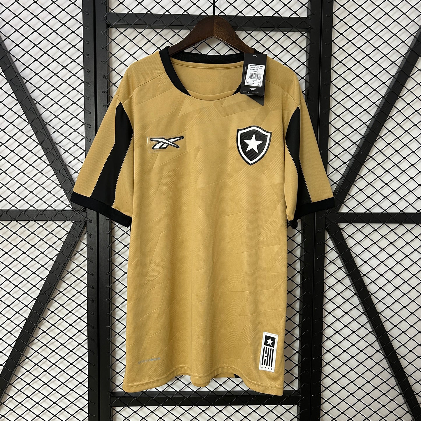 24-25 Botafogo goalkeeper gold detail