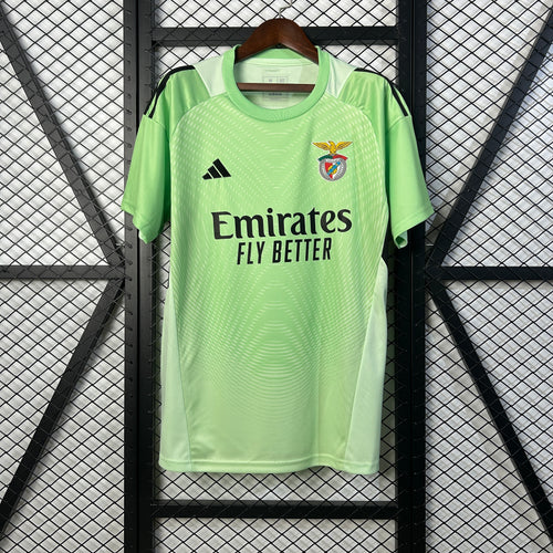 25-26 Benfica training goalkeeper