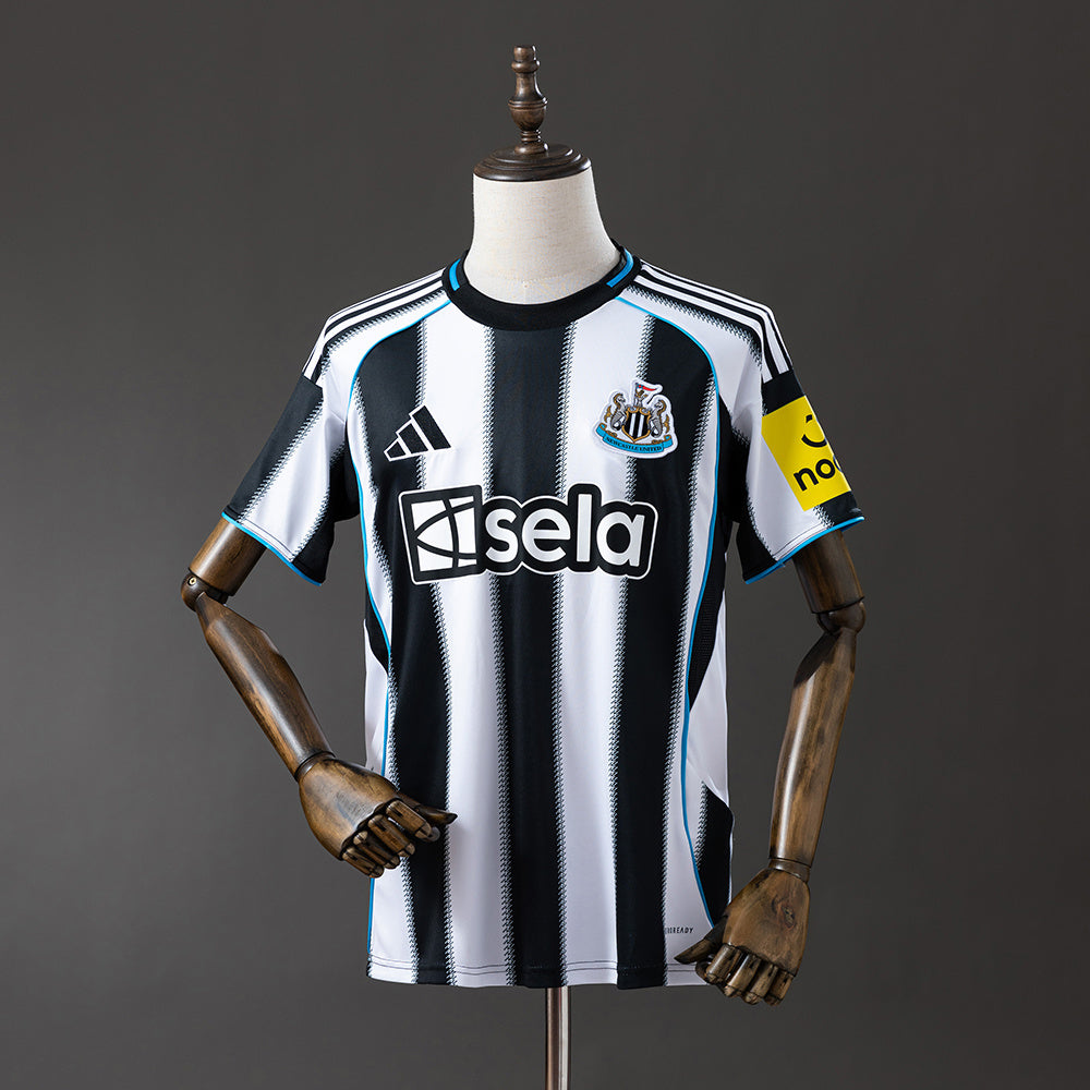 25-26 Newcastle United Home detail