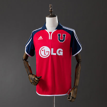 Retro University of Chile 01-02 Away detail