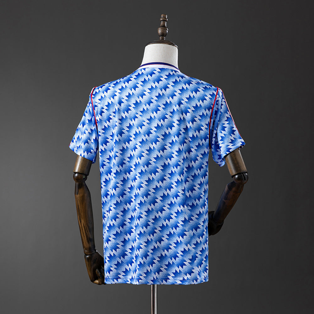 Retro 90-92 M-U  away