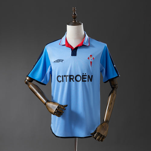 Celta de Vigo Retro 02-04 home detail