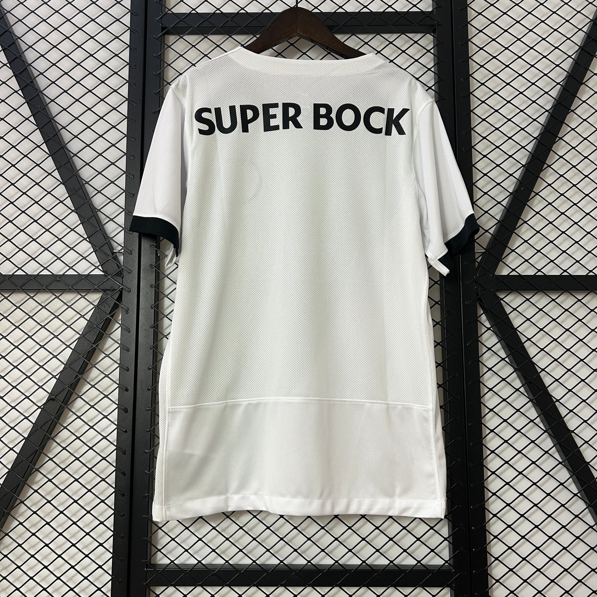 Sporting CP 24-25 Stromp Jersey