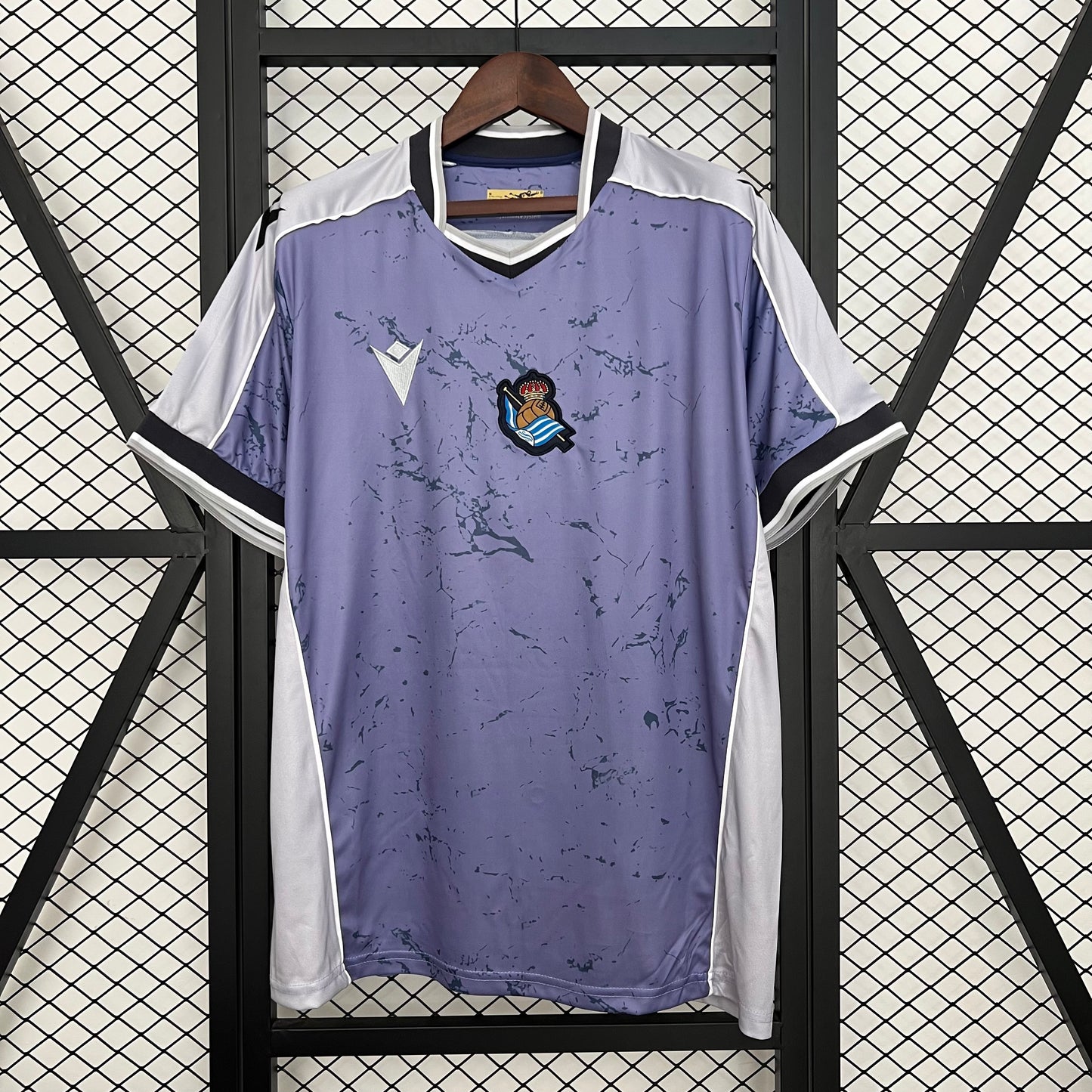 25-26 Real Sociedad Away