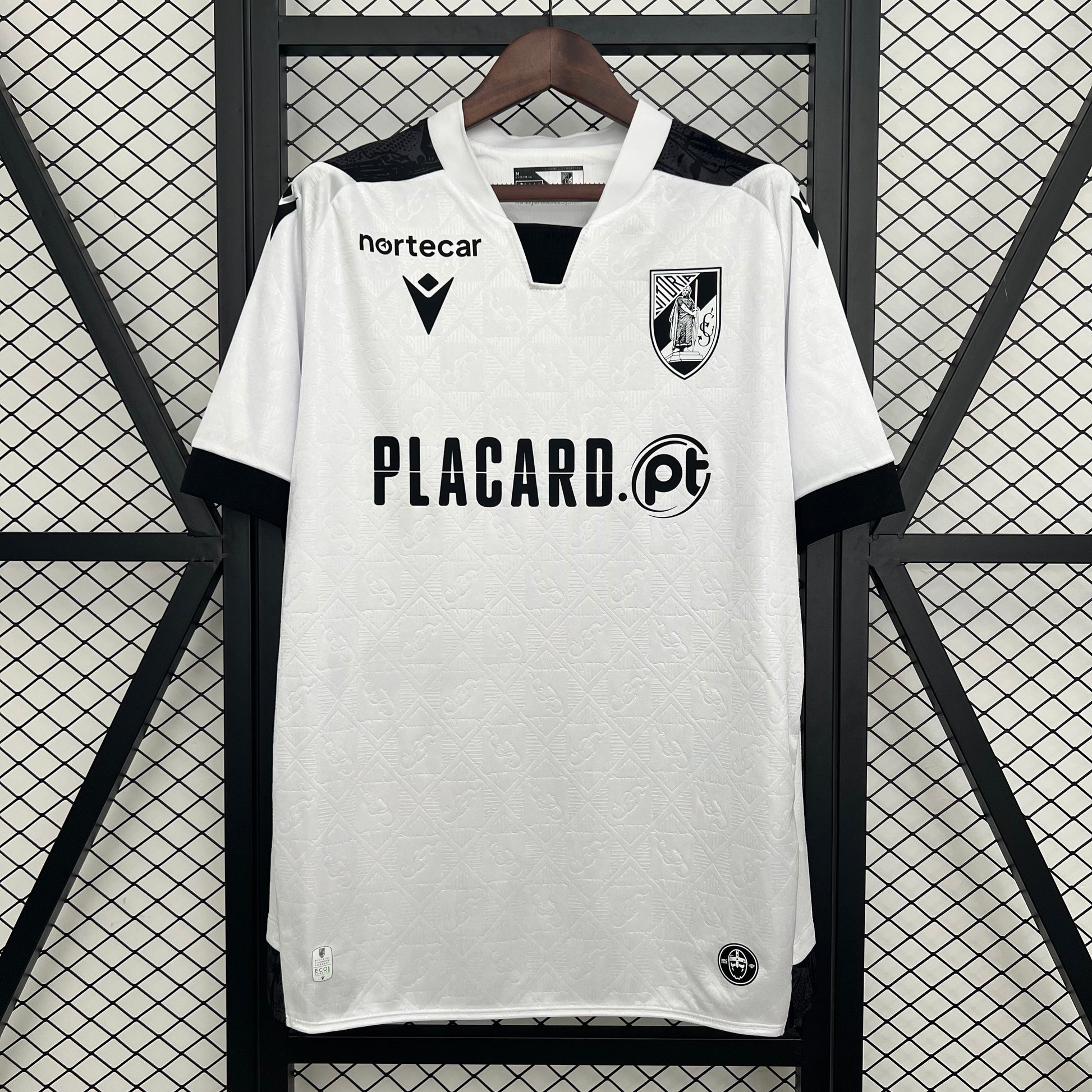 25-26 Guimarães Home