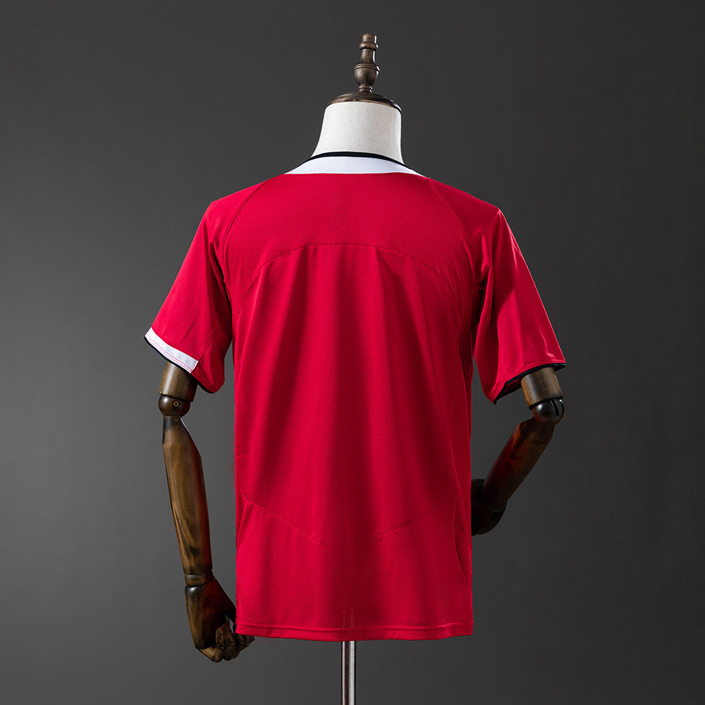 Retro M-U 04-06 home