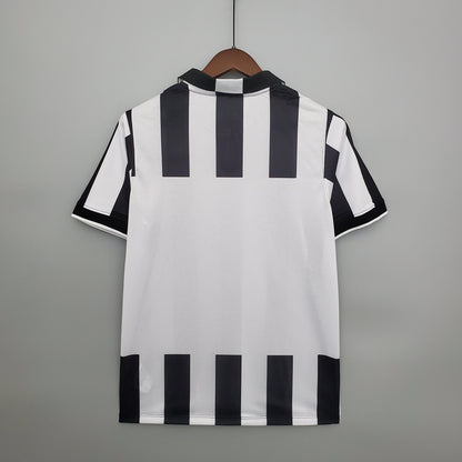 Retro Juve14-15 home detail