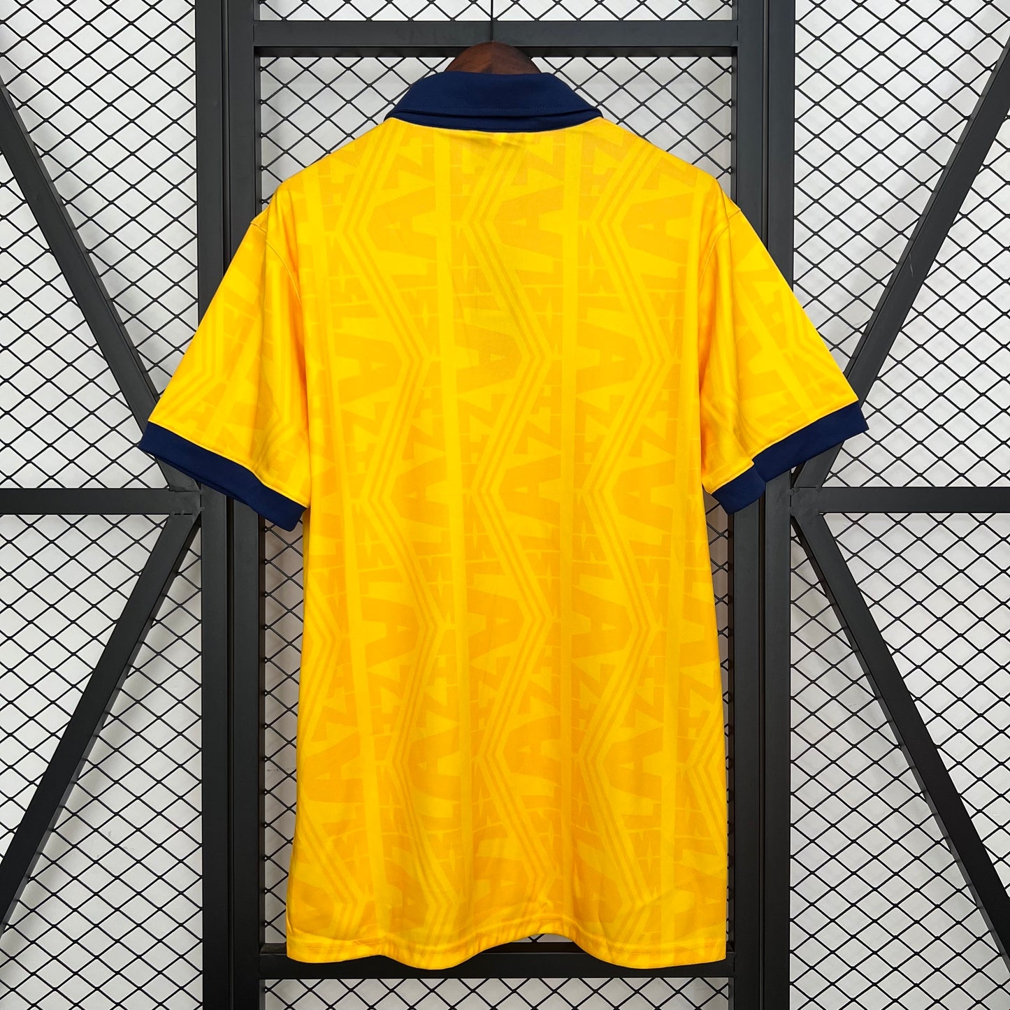 Retro Lazio 1991 Away detail