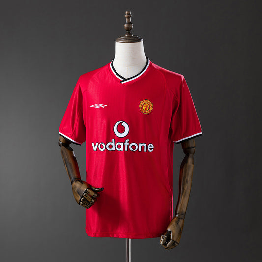 Retro 00-01 M-U home detail