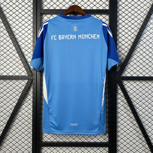 25-26 Bayern Munich Goalkeeper