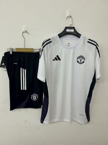 25-26 M-U Training Suit White detail