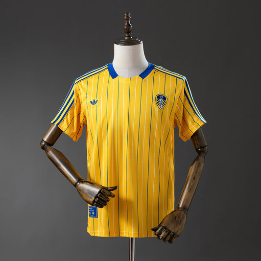 Leeds United 25-26 Retro Special Edition detail