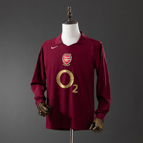 Retro Long Sleeve 05-06 Arsenal home detail
