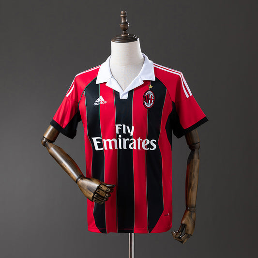 Retro AC Milan 12-13 Home detail