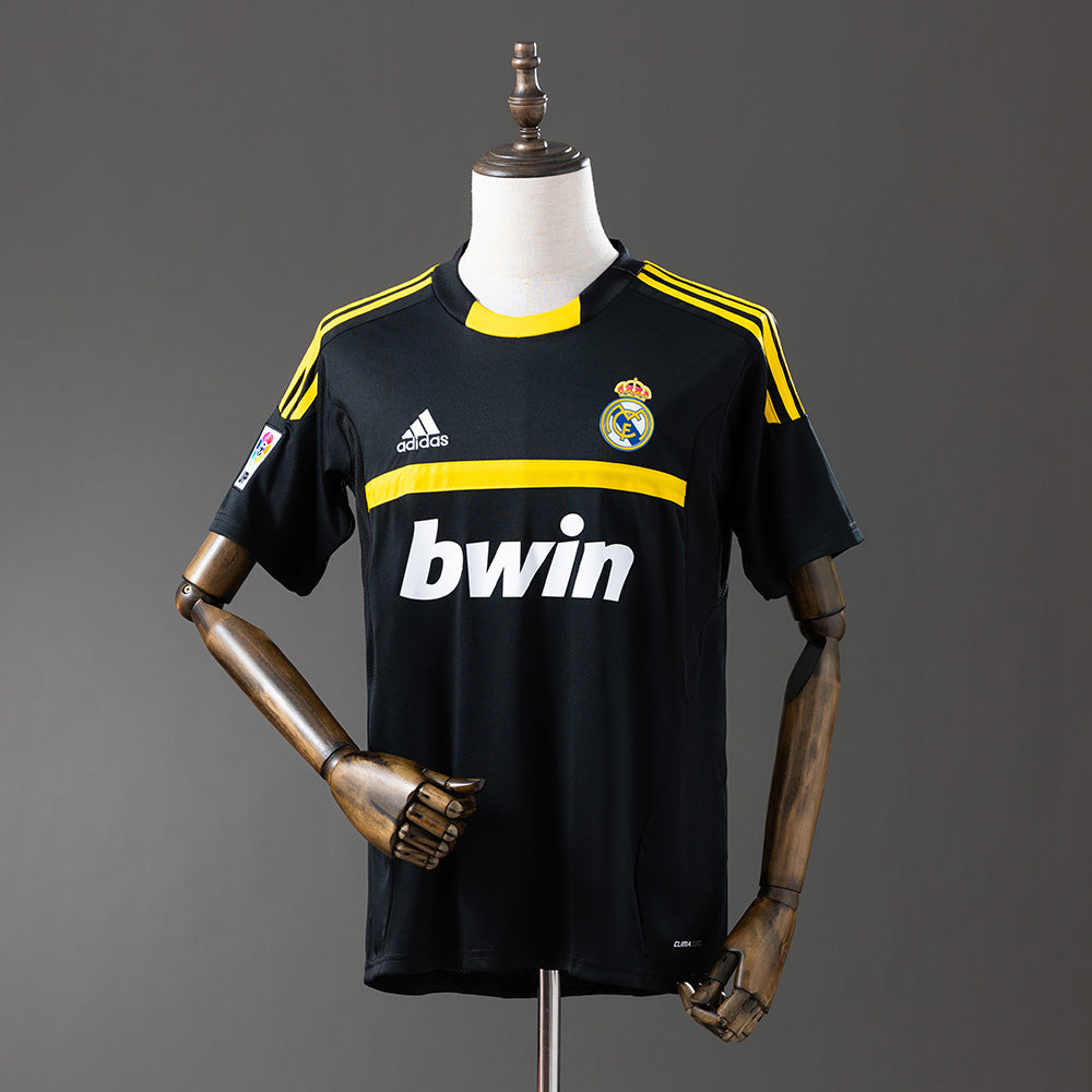 Vintage Real Madrid 11-12 Goalkeeper Black detail