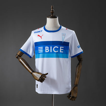 Universidad Catolica 26-27 Home Jersey detail