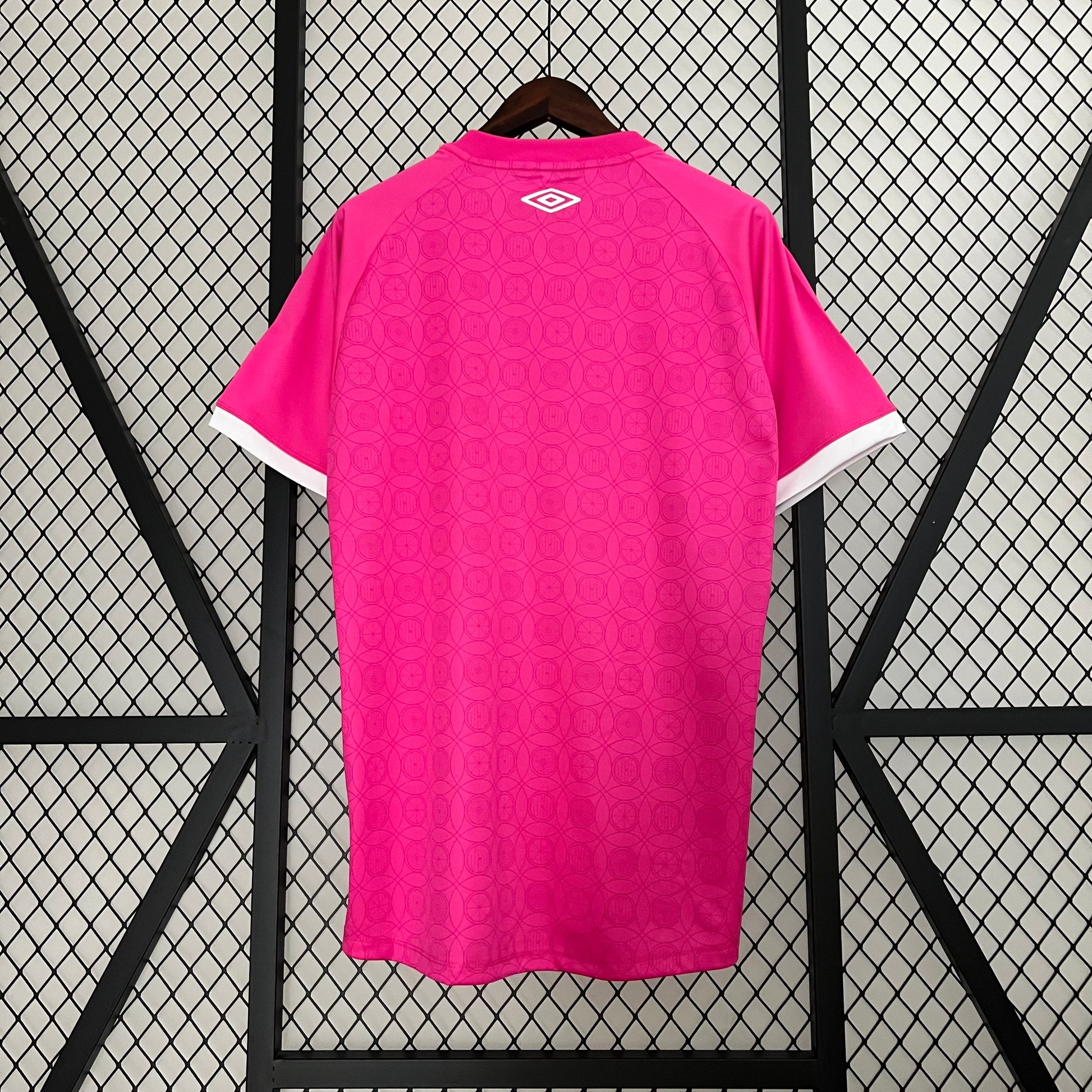 23-24 Santos Pink detail