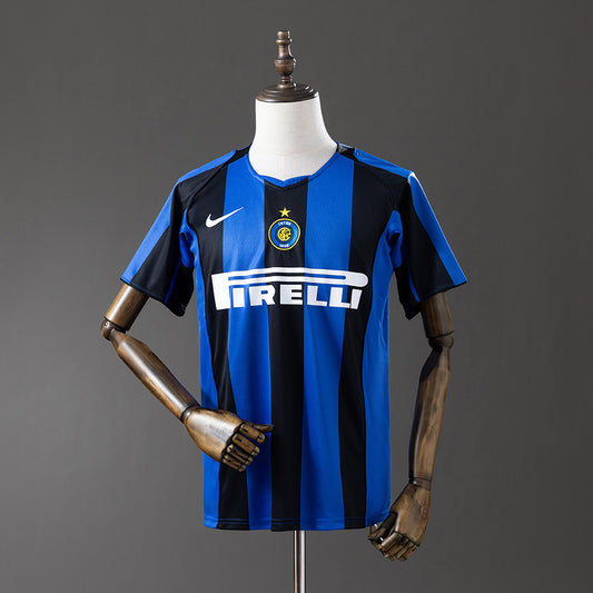 Retro Inter Milan 04-05 Home detail