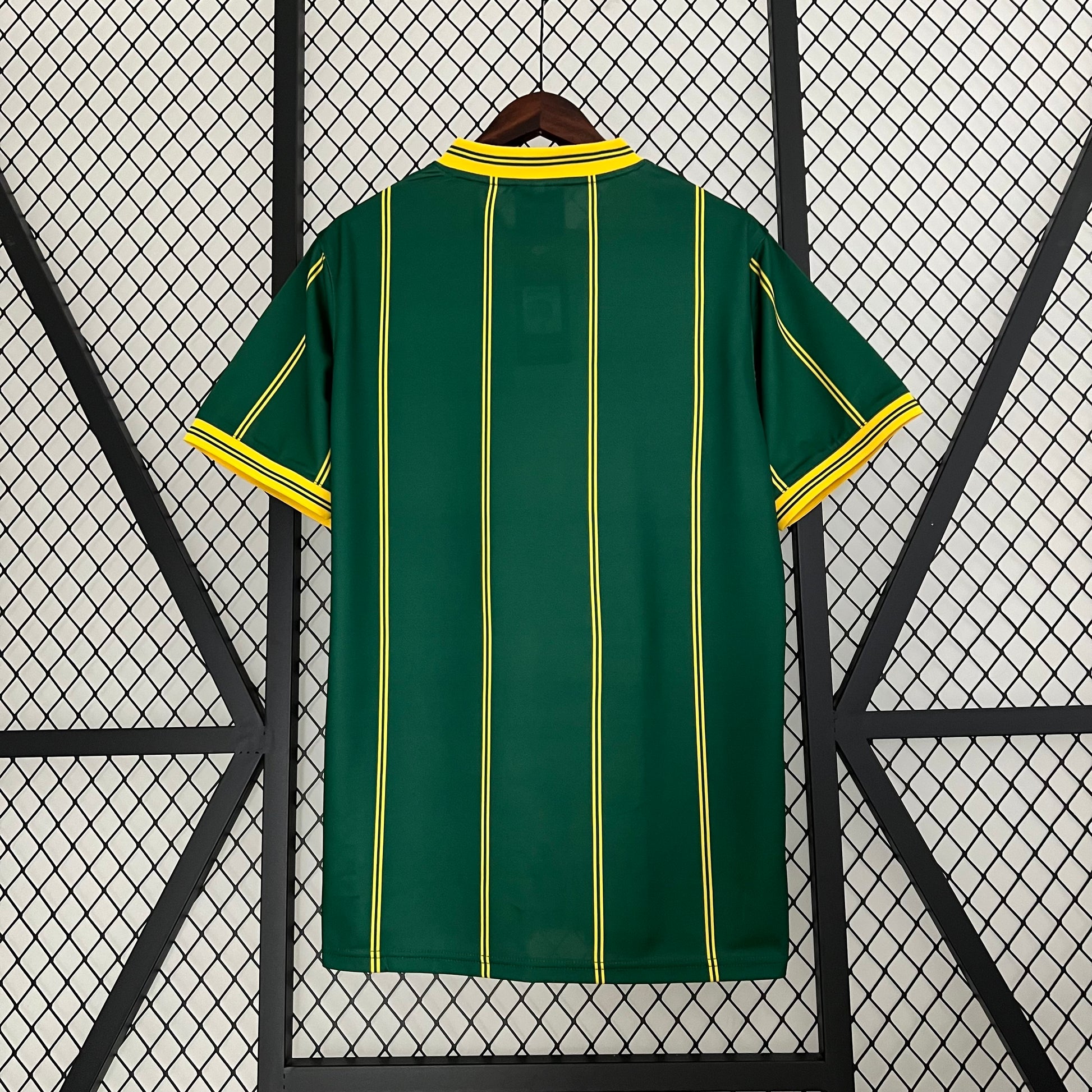 Retro Leicester City 1984 Away detail