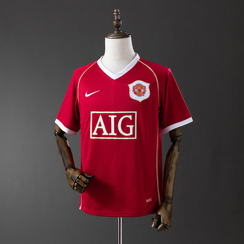 Retro 06-07 M-U home detail