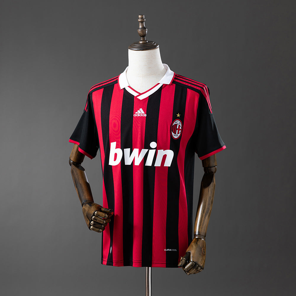 Retro 09-10 AC Milan home detail