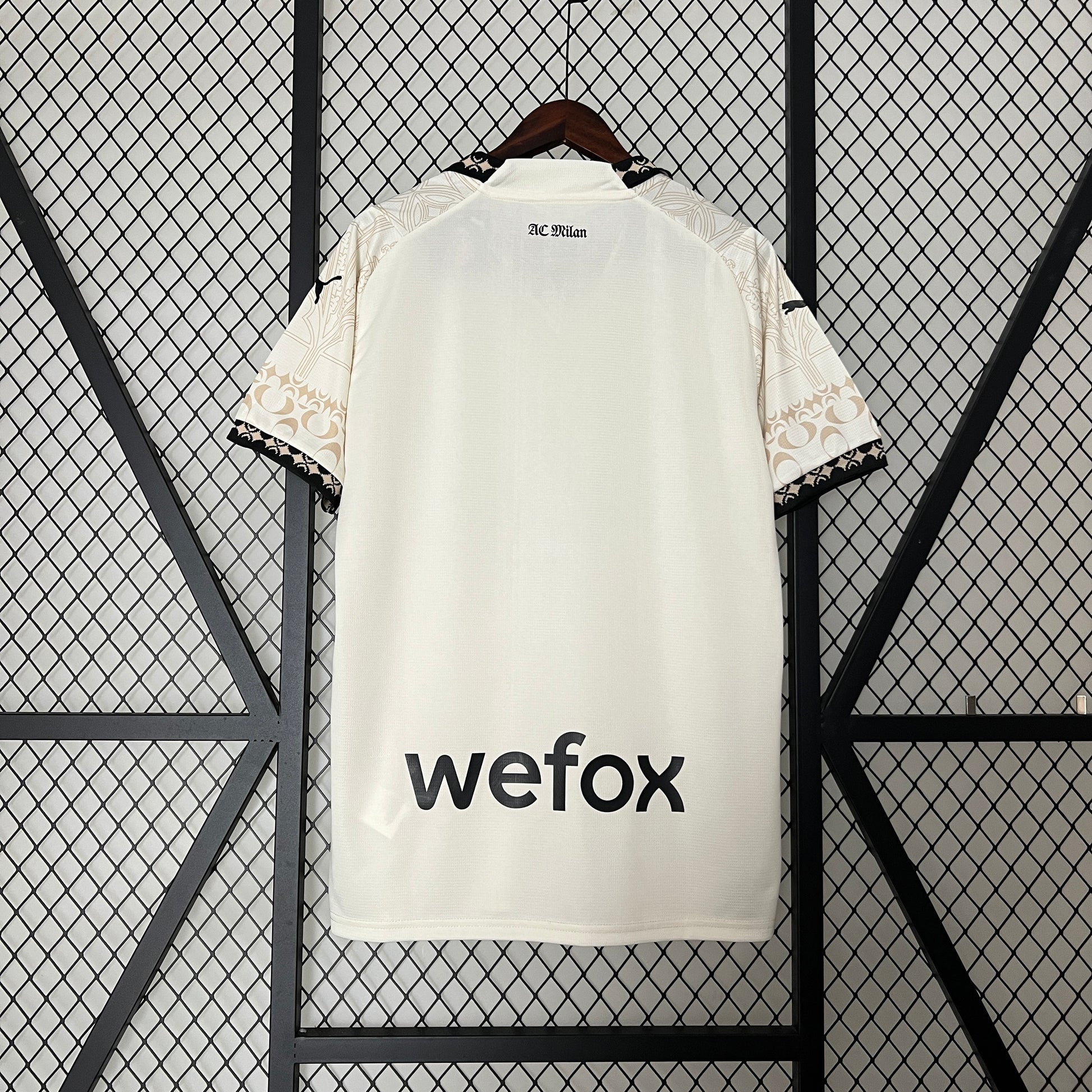 23-24 AC Milan Beige detail