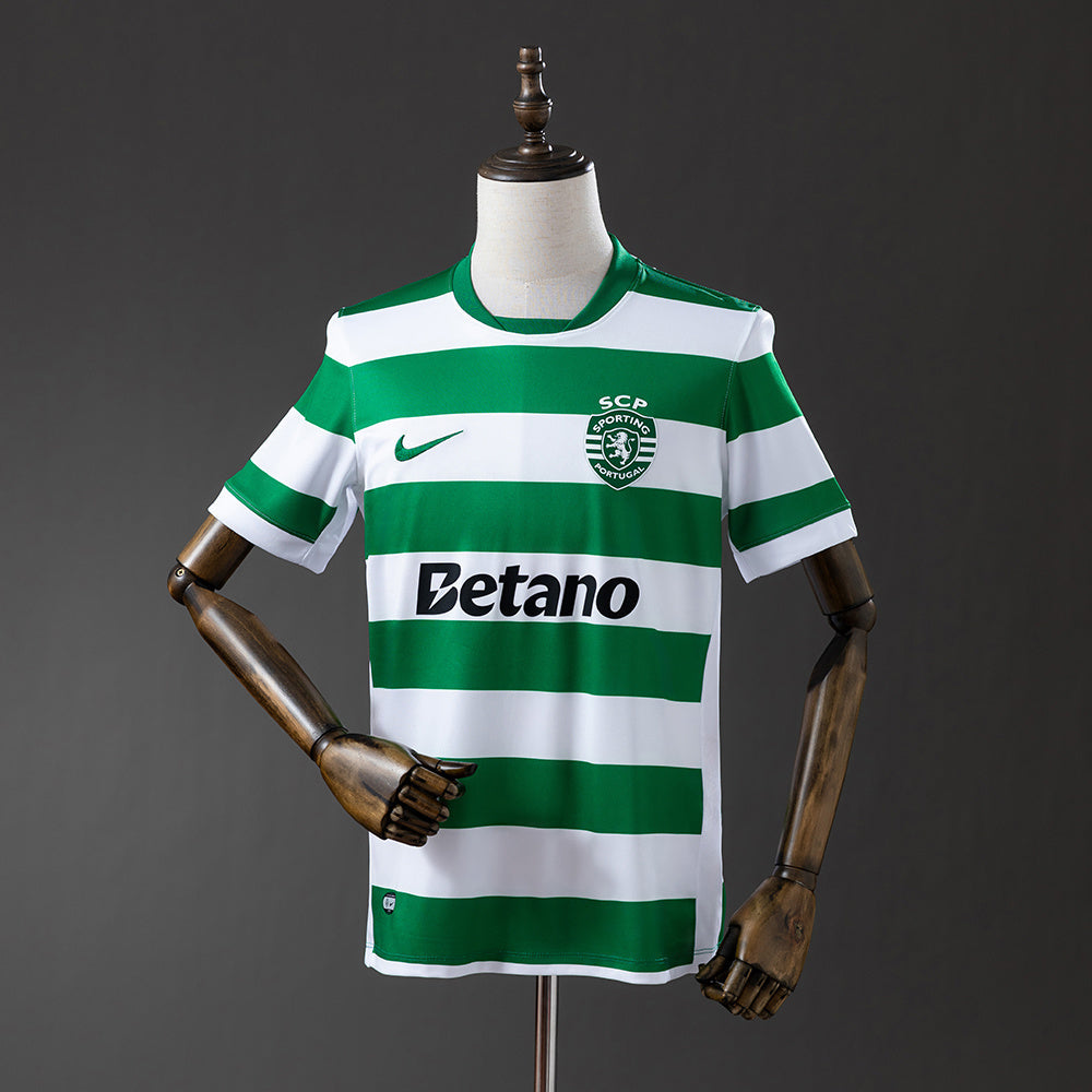Sporting Lisbon 25-26 Home Jersey detail
