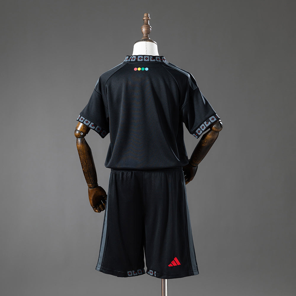 Colo Colo 26-27 Away Kids Kit
