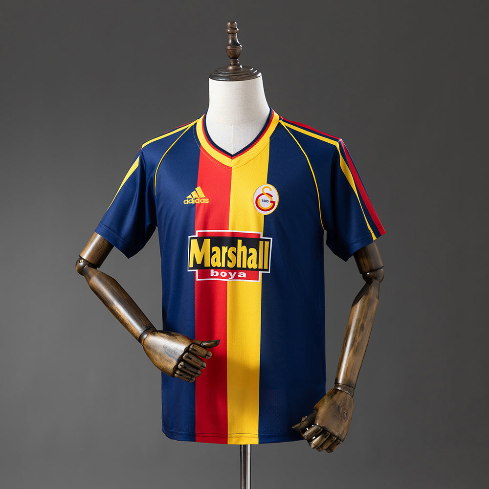 Retro Galatasaray 98-99 Third Away detail