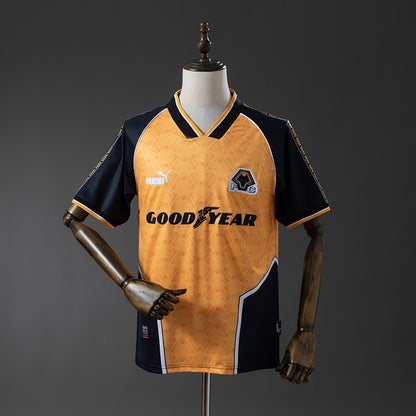 Wolves 96-98 Home Retro Jersey detail